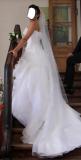 Suknia ślubna piękna suknia Galaxia Pronovias kolor: biały rozmiar: 36