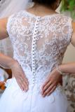 suknia-slubna-przepieknie-zdobiona-suknia-slubna-kolor-biala-rozmiar-36-2.jpg