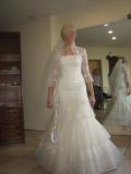 Suknia ślubna Sprzedam piękną suknię ślubną kolor: Biały rozmiar: 38-40