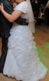 suknia-slubna-sprzedam-przepiekna-suknie-slubna-kolor-bialy-rozmiar-44-46-3.jpg