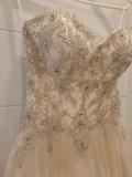 Suknia ślubna Suknia ślubna Vanessa 1825 gorset kryształki kolor: szampański rozmiar: 36/38