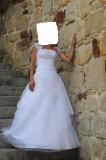 Suknia ślubna Sprzedam pięką białą suknie kolor: biały rozmiar: 36/37