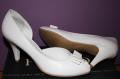 Akcesoria ślubne Sprzedamm nowe buty ślubne białe ryłko rozm 37 kolor: Biały rozmiar: 37