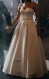 suknia-slubna-elegancka-klasyczna-suknia-38-172cm-kolor-biala-perlowa-rozmiar-38-z-mozliwoscia-regulacji-2.jpg