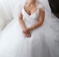 Suknia ślubna Sprzedam Suknię Ślubną kolor: biały rozmiar: 38