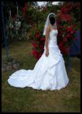 Suknia ślubna Sprzedam Suknię Ślubną Maggie Sottero -  Monalisa kolor: biały rozmiar: 36