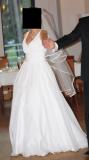Suknia ślubna Sprzedam suknię ślubną z dodatkami kolor: biała rozmiar: 38