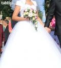 Suknia ślubna suknia ślubna kolor: biały rozmiar: 38-40