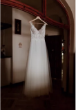 Suknia ślubna Suknia ślubna  kolor: ciepły odcień bieli / irvoy rozmiar: 38