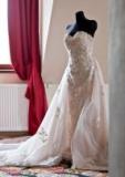 Suknia ślubna Suknia Slubna od Davida Tutery kolor: Ivory Tea Rose rozmiar: 36