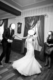 Suknia ślubna Suknia ślubna syrenka Allure Bridals z kamieniami Swarovskiego, taneczna, bez koła kolor: jasne ecru rozmiar: 36