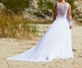 Suknia ślubna Zwiewna, lekka, delikatna, r.34 kolor: biała rozmiar: 34